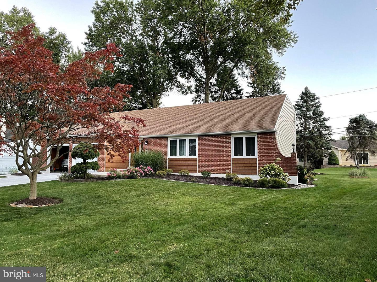 Property Photo:  3874 Highpoint Drive  PA 18103 