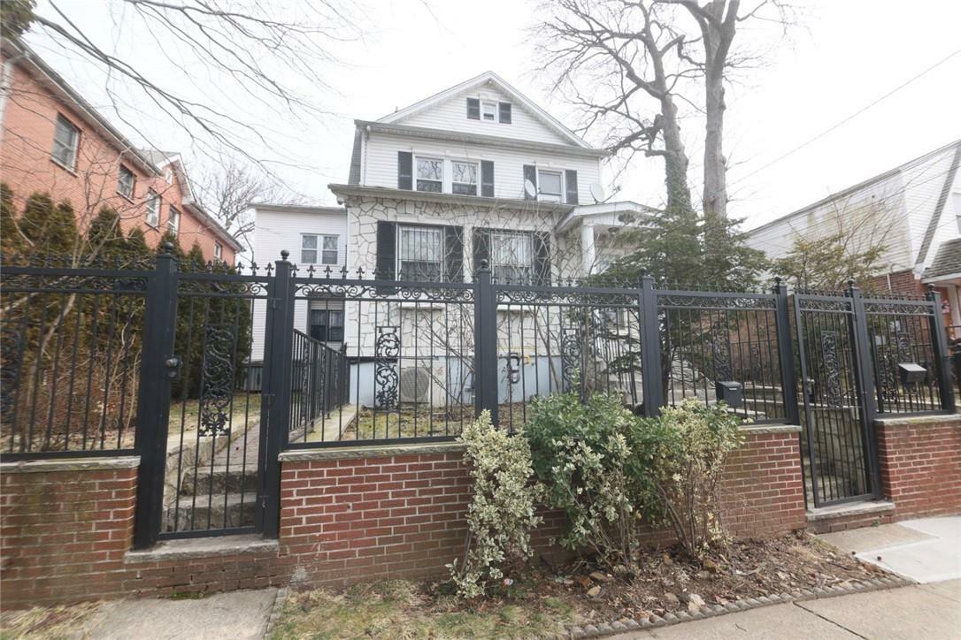 3926 Murdock Avenue  Bronx NY 10466 photo