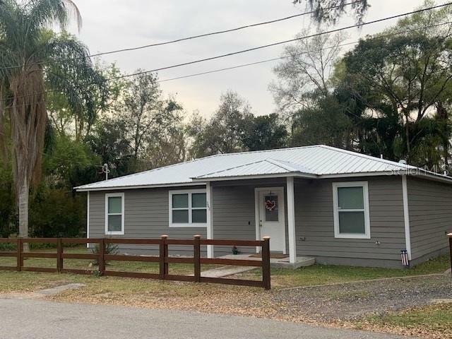 Property Photo:  362 N Main Avenue  FL 34736 