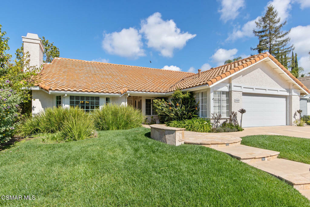 Property Photo:  29049 Saddlebrook Drive  CA 91301 