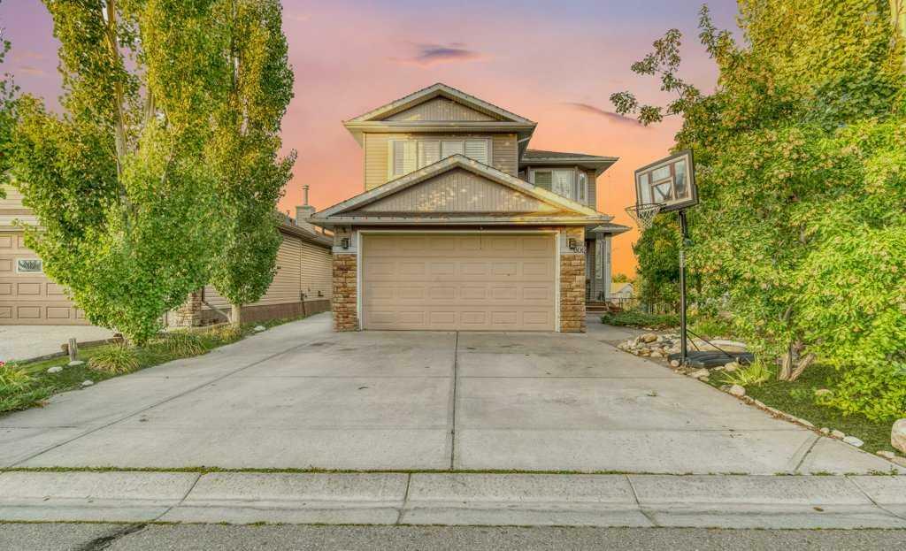 Property Photo: 606 High Park Boulevard NW AB T1V 2C5
