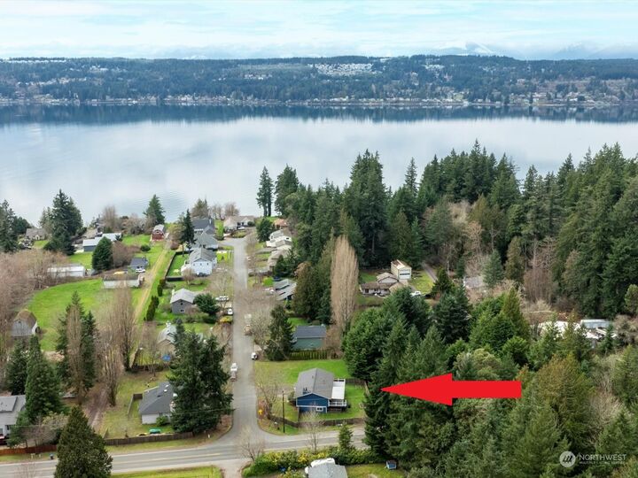 Property Photo: 1600 NW Sherwood Street WA 98311