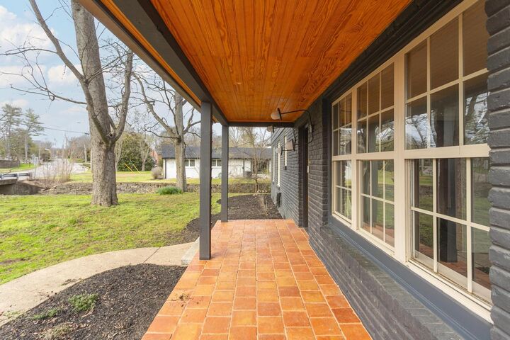 Property Photo:  1046 Percy Warner Blvd  TN 37205 