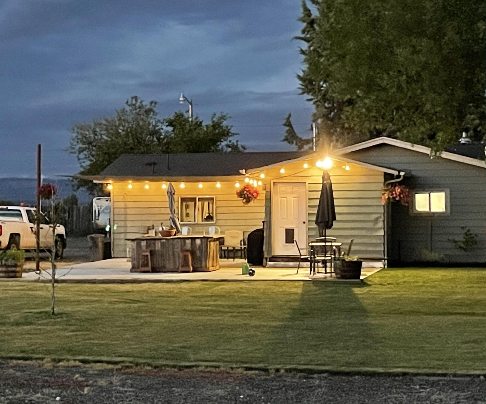 Property Photo:  6981 Lakeview Drive  OR 97502 