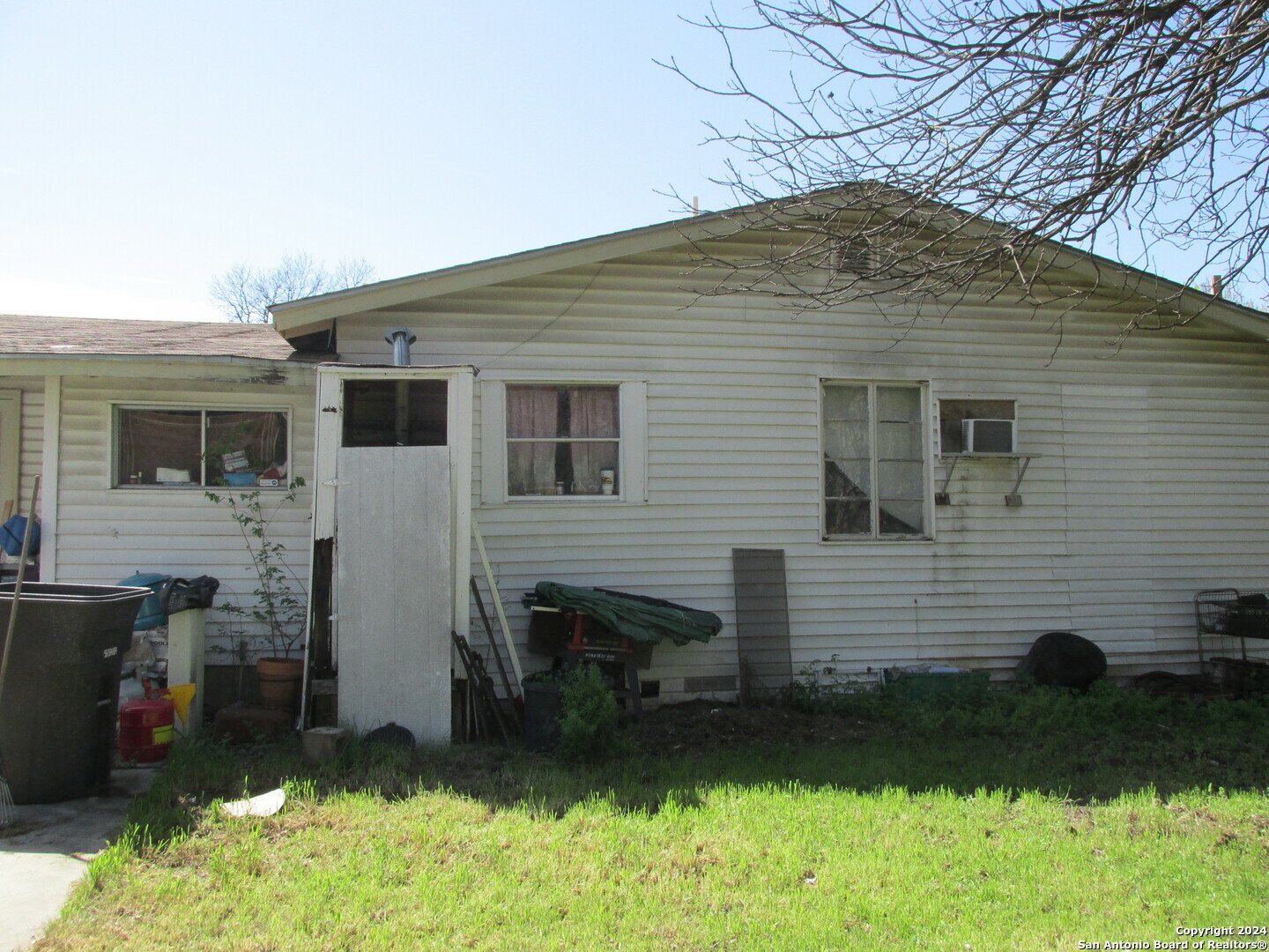 Property Photo:  919 Britton  TX 78225 