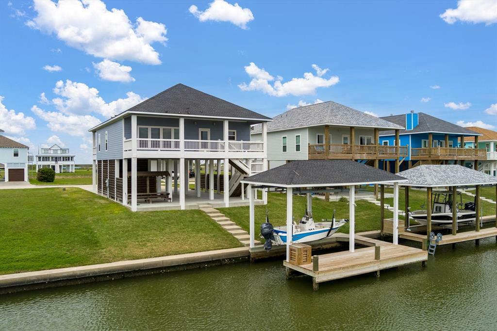 Property Photo:  2108 Laguna Harbor Cove Boulevard  TX 77650 