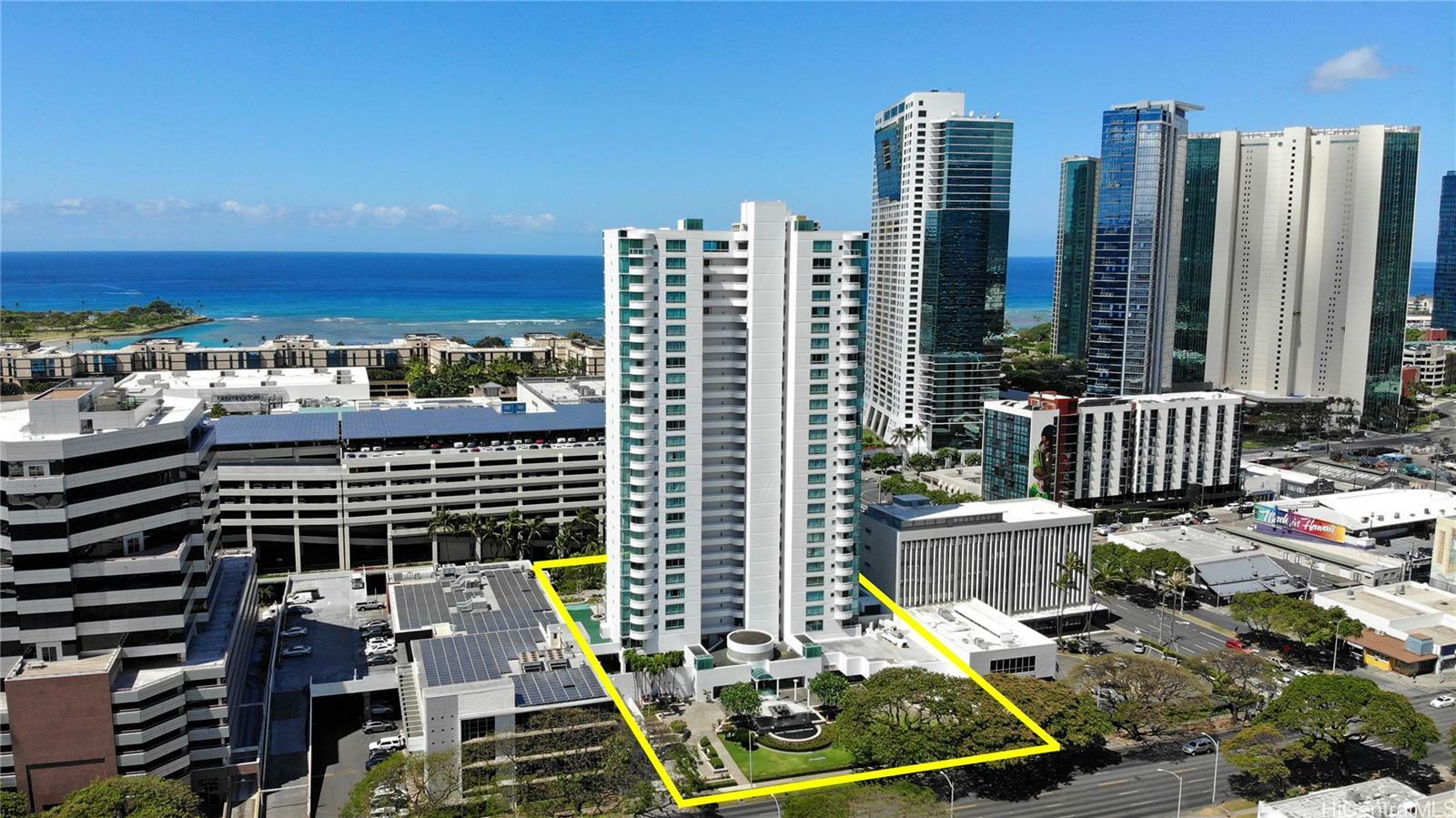 Property Photo:  1341 Kapiolani Boulevard 12D  HI 96814 