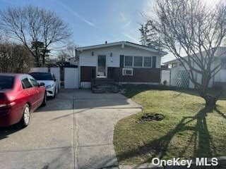 43 W 6th Street  Deer Park NY 11729 photo