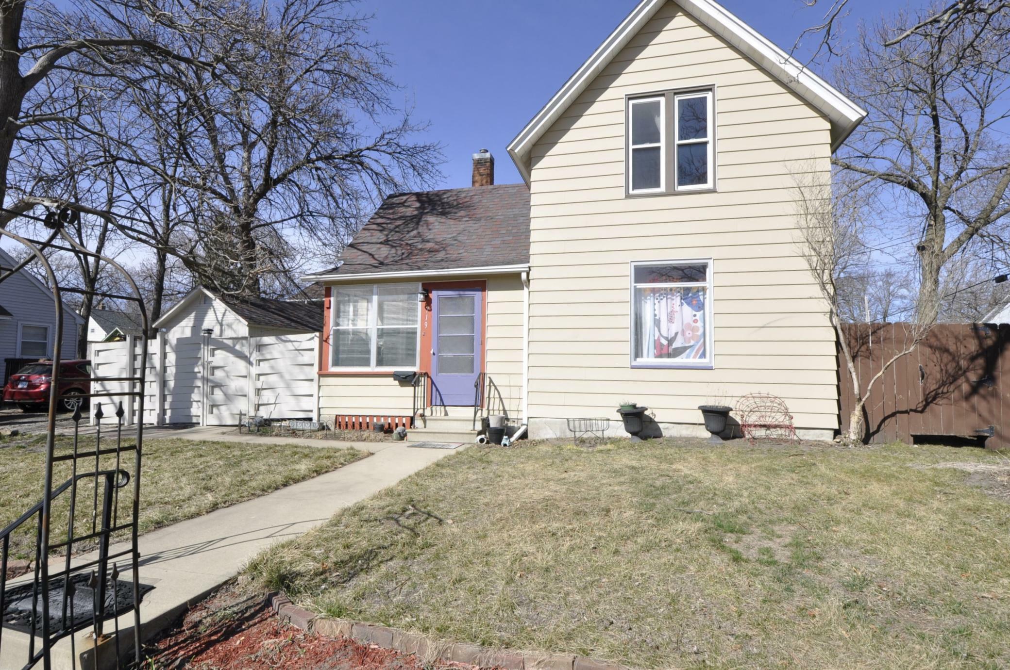 Property Photo:  719 3rd Street SE  MN 55904 