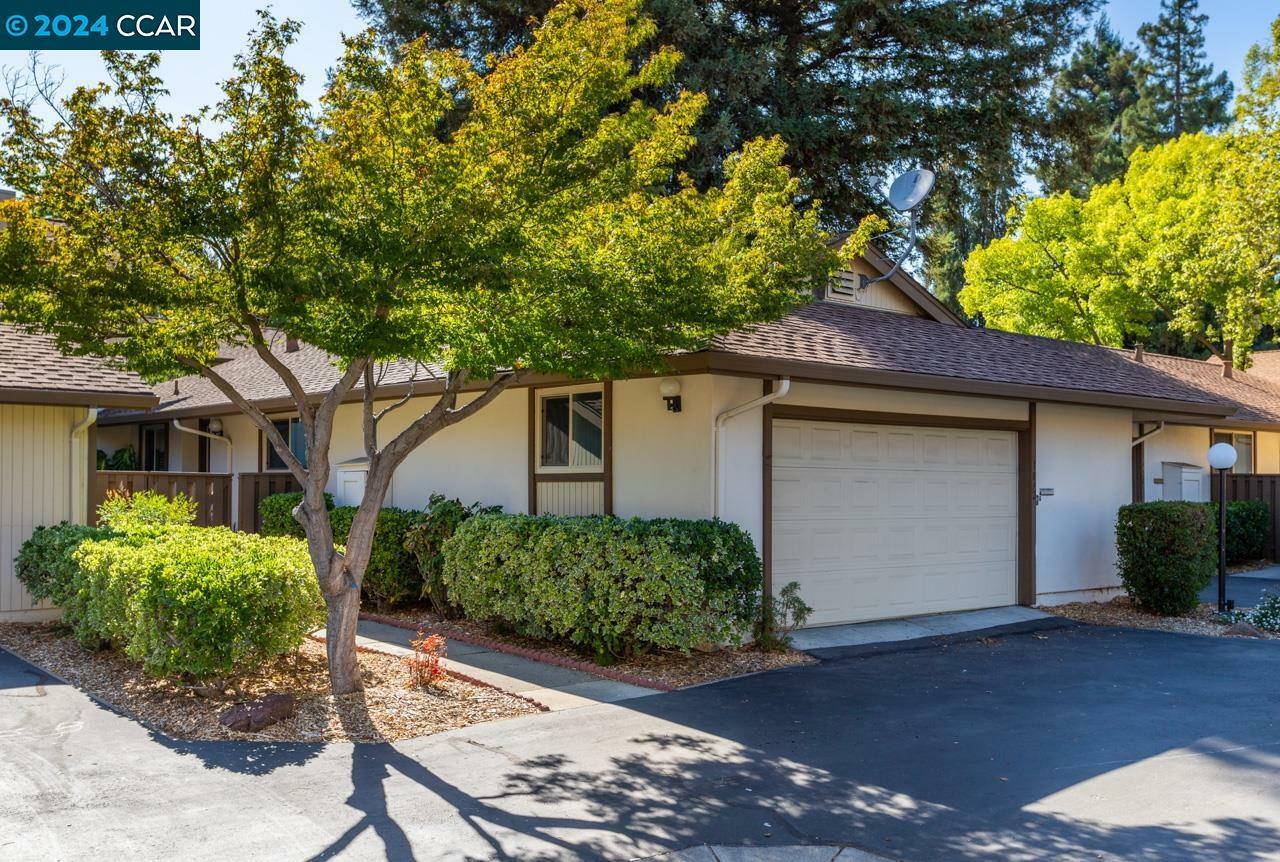 Property Photo:  1892 Countrywood Court  CA 94598 