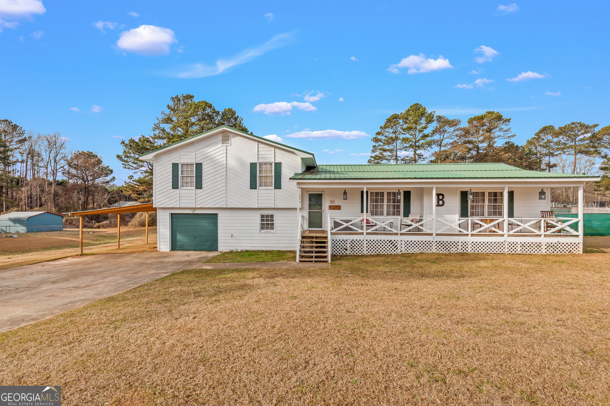 Property Photo: 60 Aspen Lake Drive E GA 30263