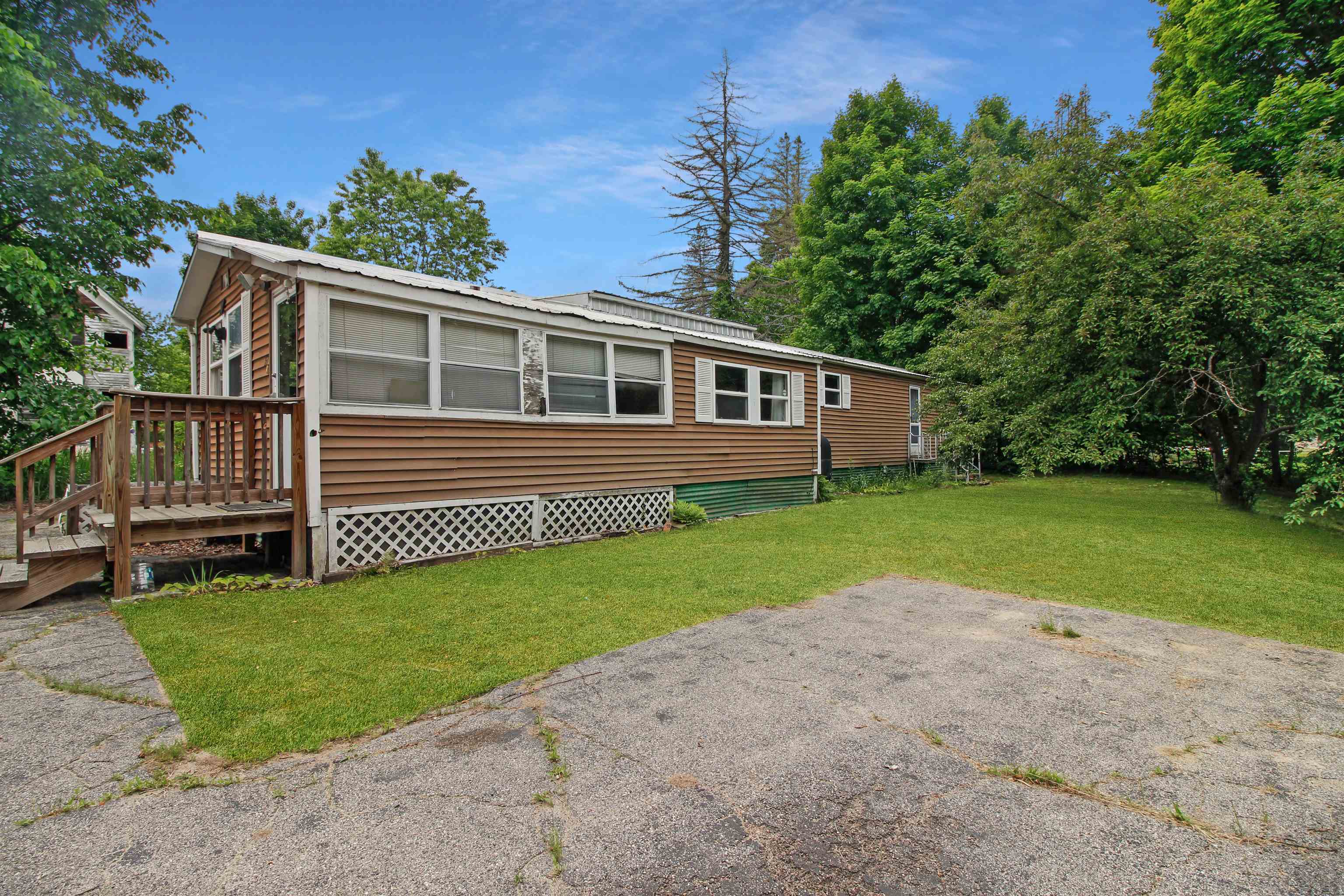 Property Photo:  53 Pleasant Street  NH 03818 
