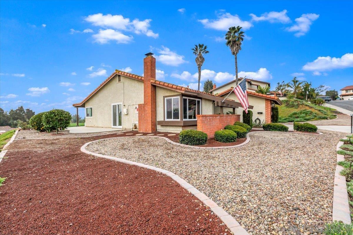 Property Photo: 12271 Fernando Ct CA 92128