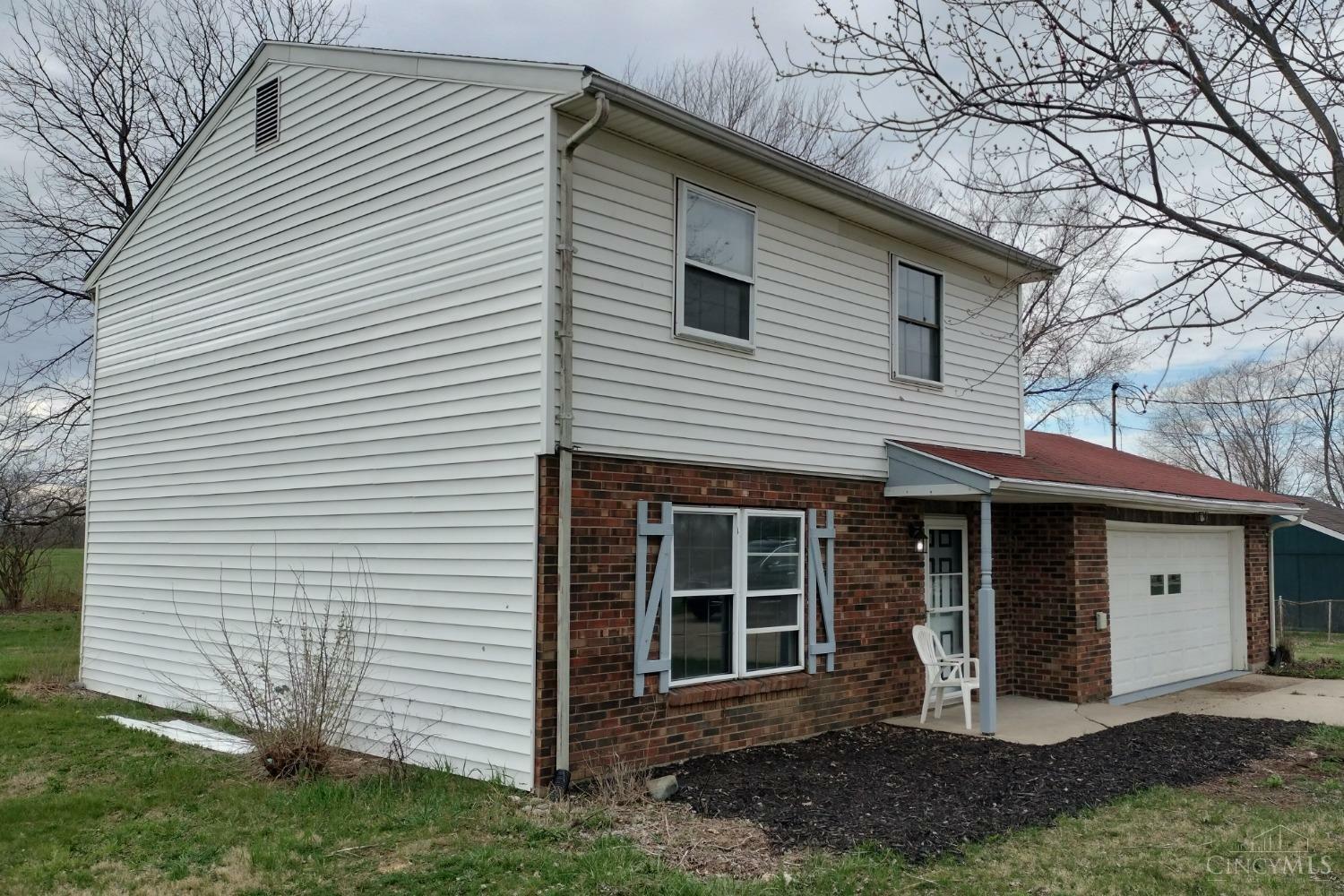 Property Photo:  2547 N Middletown Eaton Road  OH 45042 