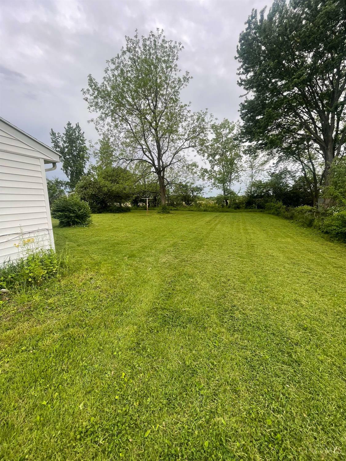 Property Photo:  2547 N Middletown Eaton Road  OH 45042 