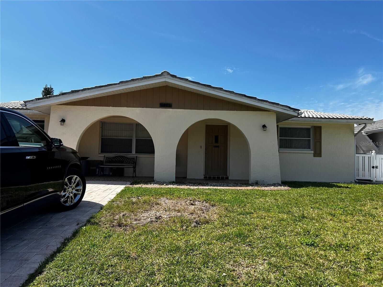 Property Photo: 4915 Shell Stream Boulevard FL 34652