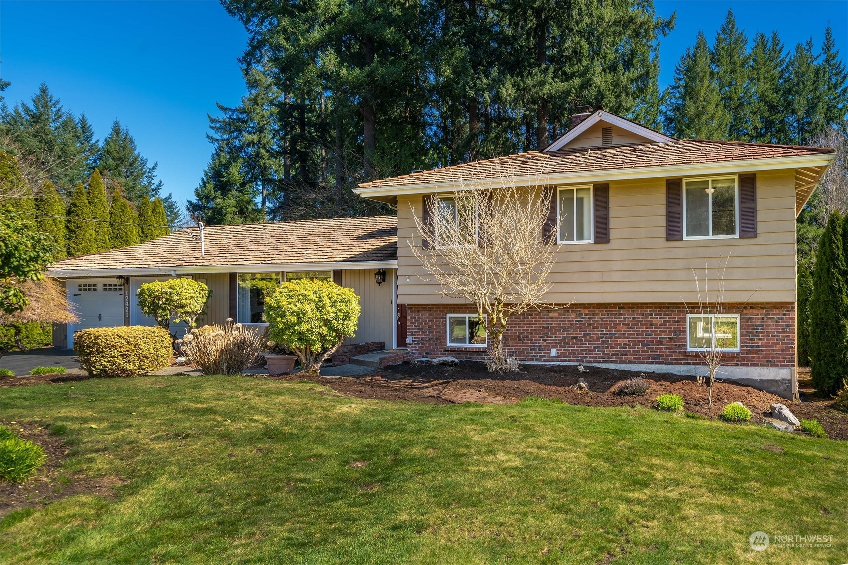 Property Photo:  12421 47th Avenue E  WA 98446 