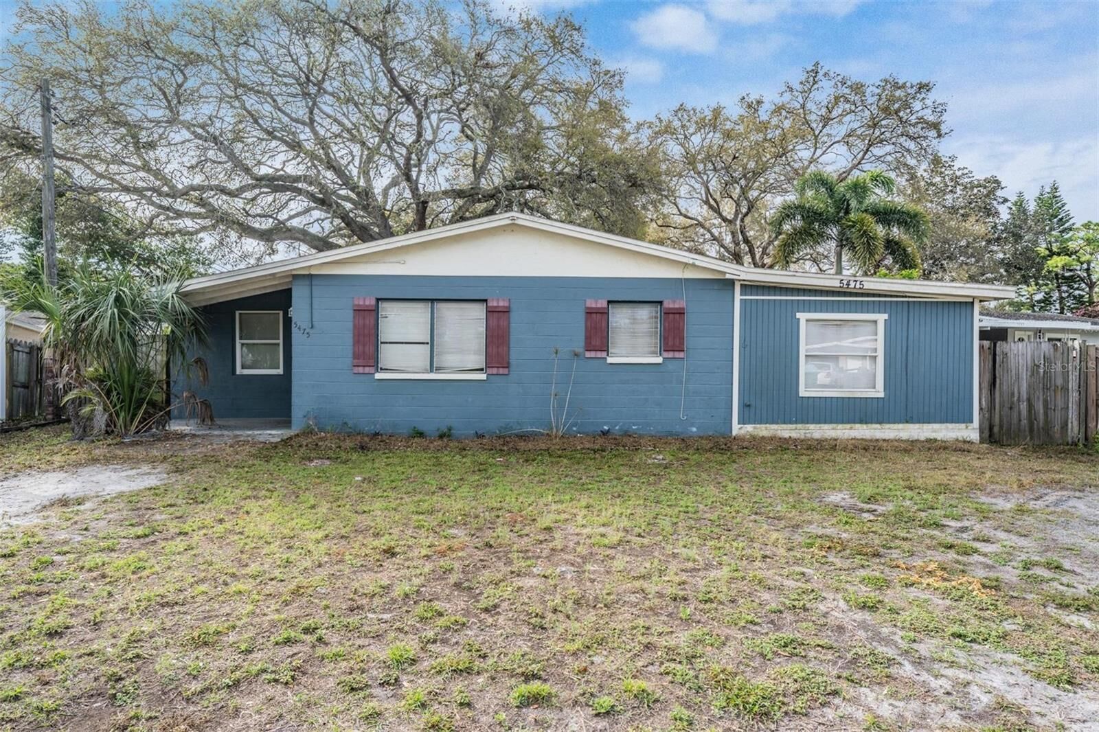 Property Photo:  5475 70th Lane N  FL 33709 
