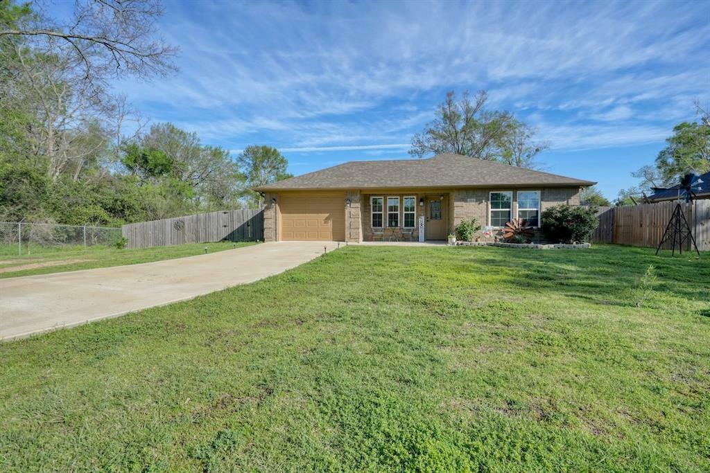 Property Photo:  213 Freeman Street  TX 75771 