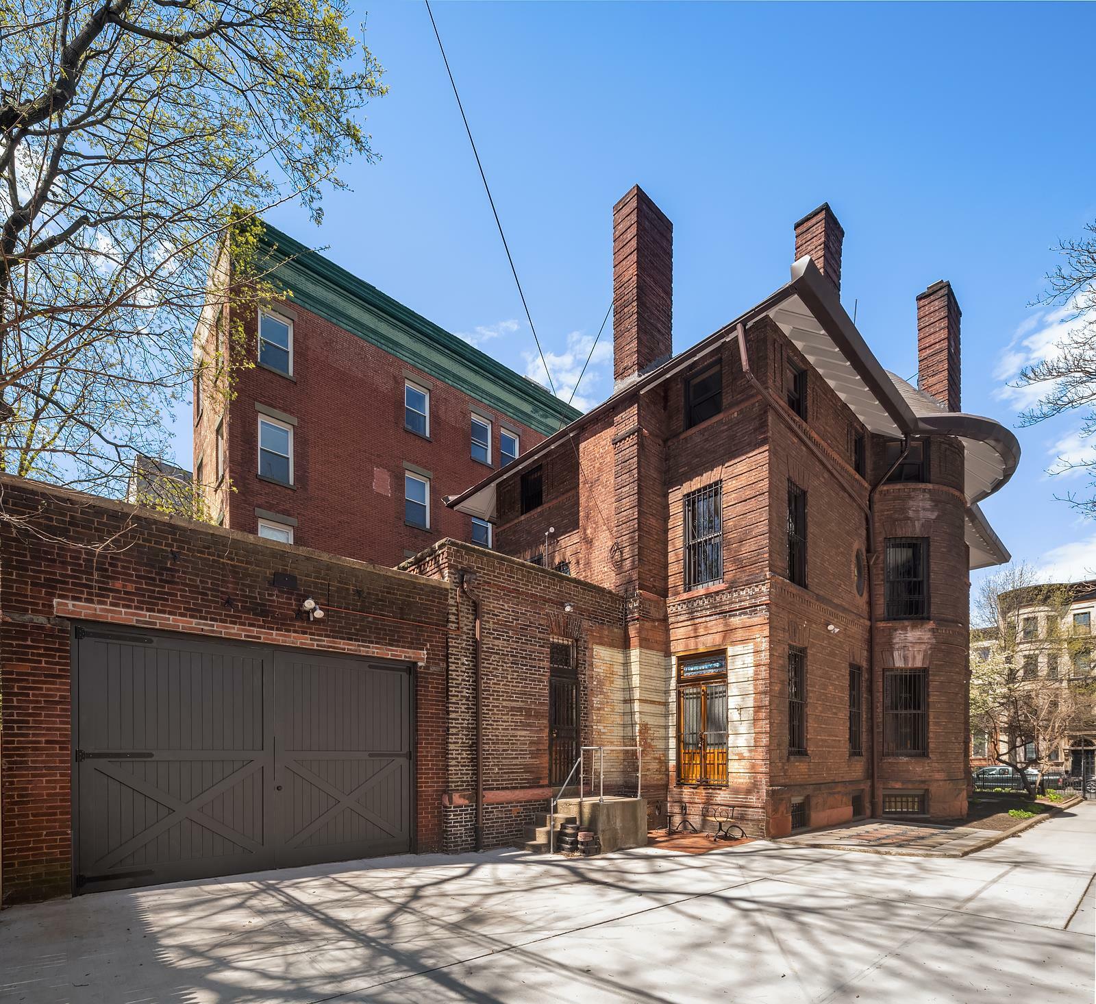 Property Photo: 1290 Pacific Street NY 11216