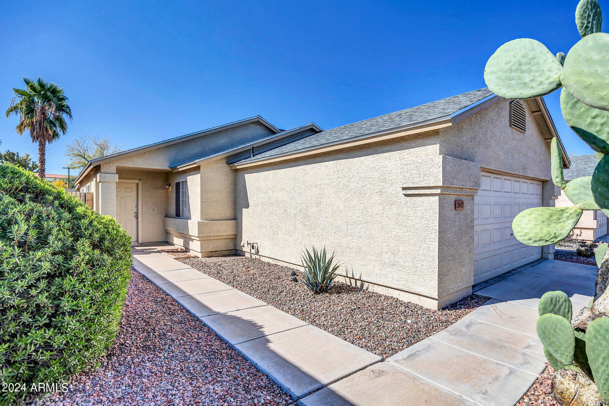 Property Photo:  2917 W Irma Lane  AZ 85027 