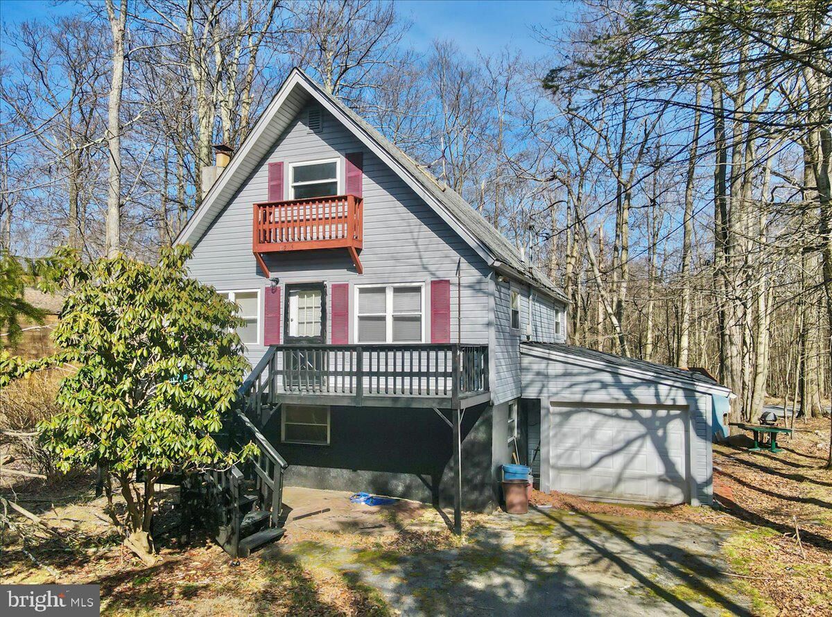 Property Photo:  5605 Pembrook Drive  PA 18466 