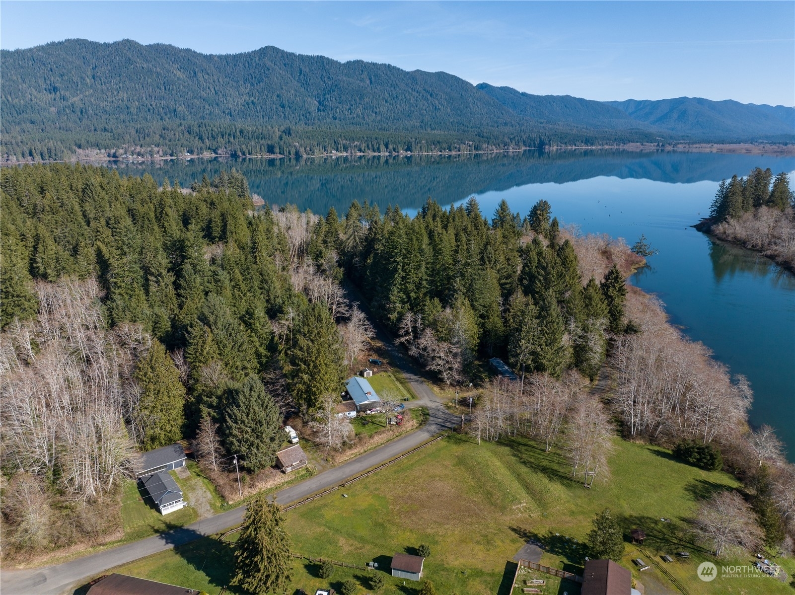 Property Photo: 11 N Lake Drive WA 98526