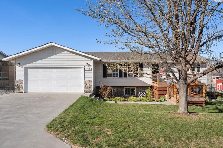 1004 Angeline Blvd  Benton City WA 99320 photo