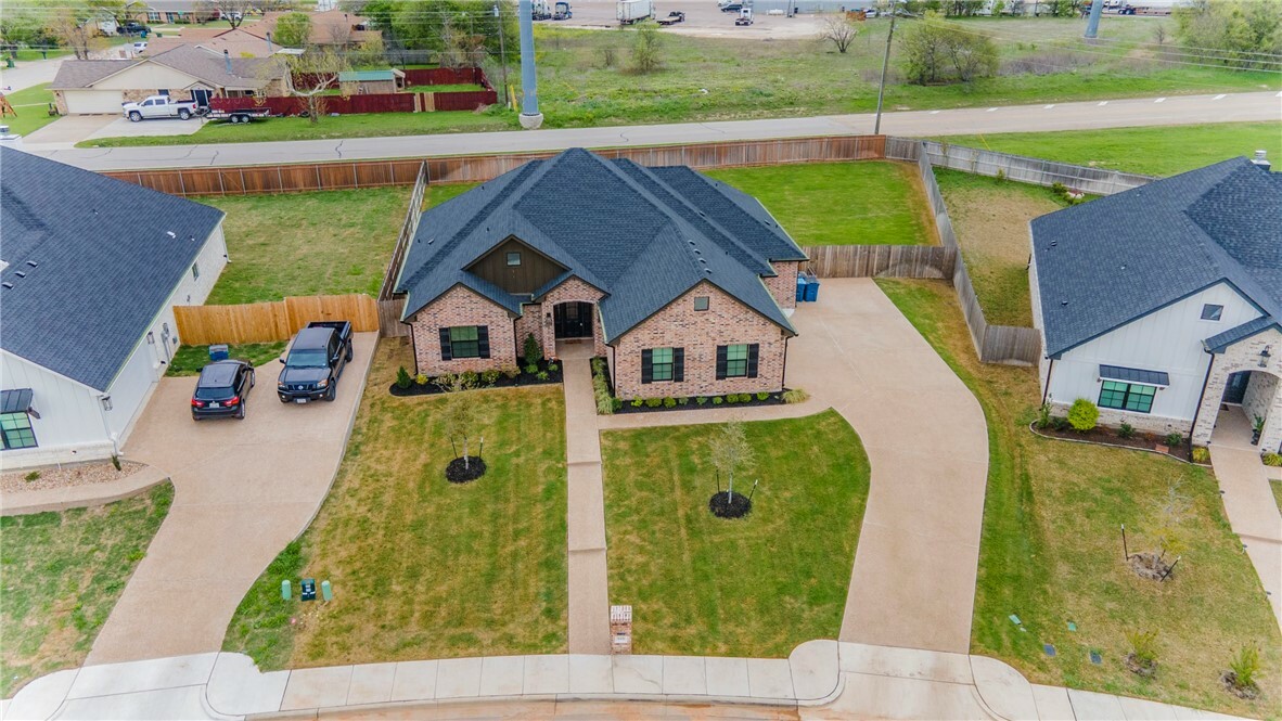 Property Photo:  948 Gallant Fox Road  TX 76643 