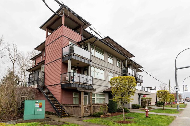 Property Photo:  22858 Lougheed Highway 304  BC V2X 2V6 