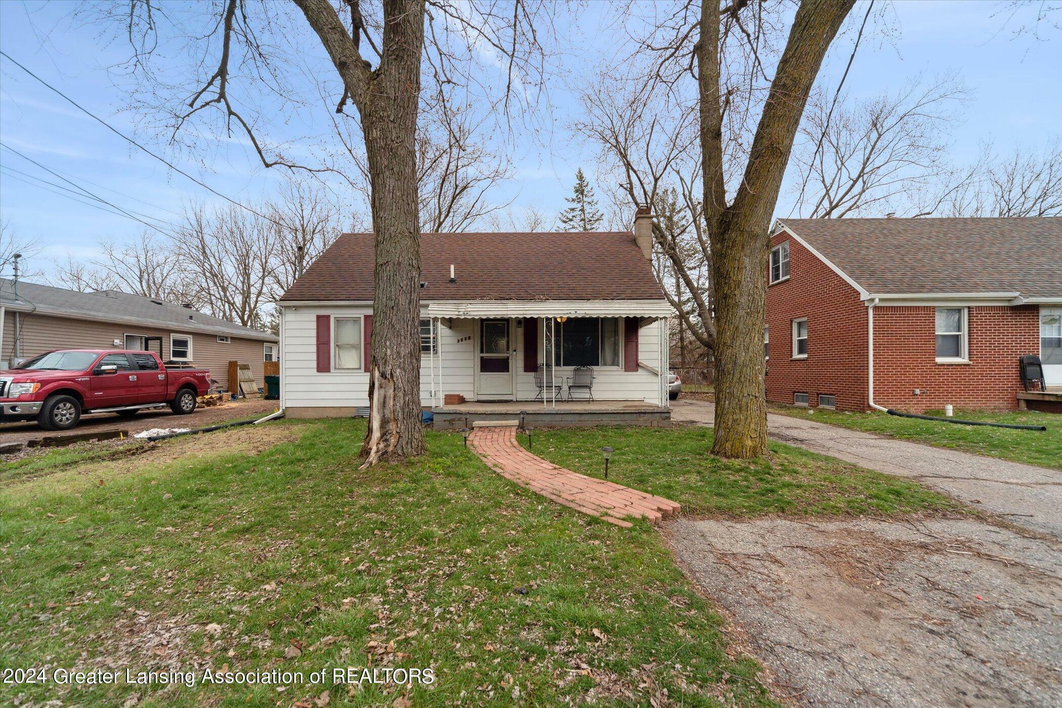 Property Photo: 3611 Pleasant Grove Road MI 48910
