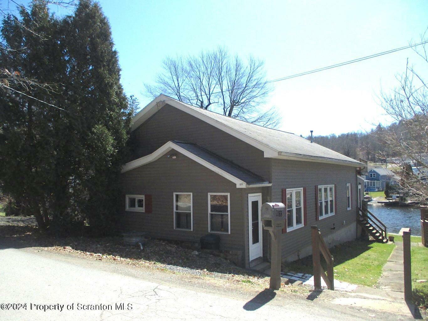 Property Photo:  288 Lake Road  PA 18446 