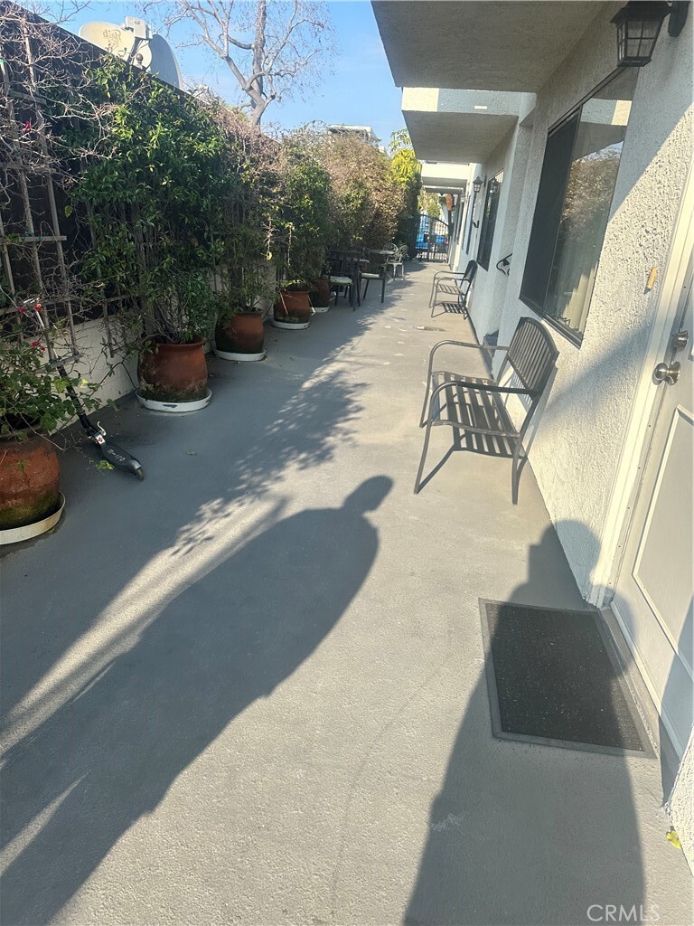 Photo de la propriété:  1934 18th Street 7  CA 90404 