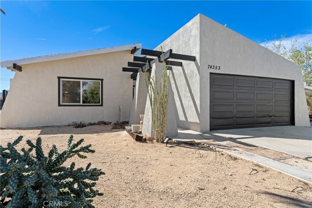 Property Photo:  74353 Chemehuevi Drive  CA 92277 