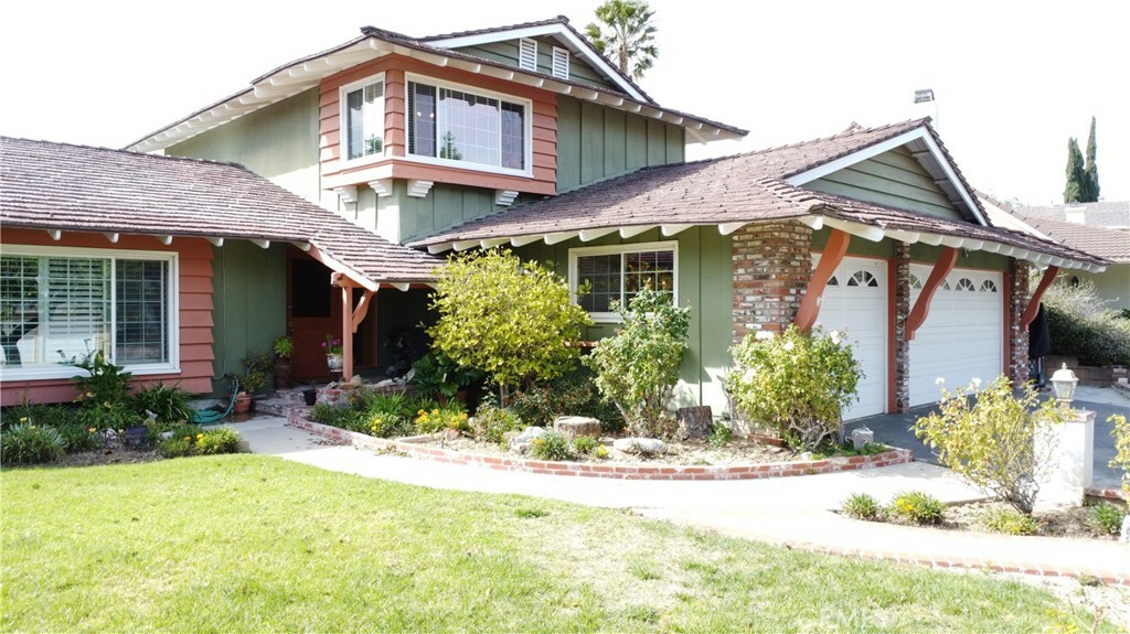 Property Photo:  10911 Topeka Drive  CA 91326 