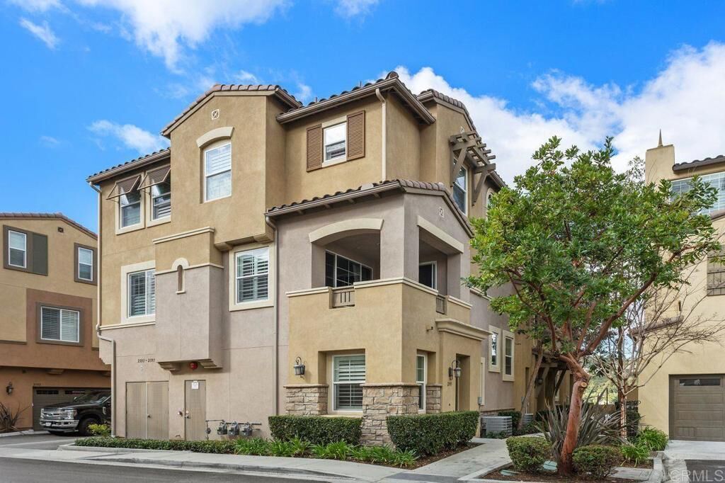 Property Photo:  2395 Sentinel Lane  CA 92078 