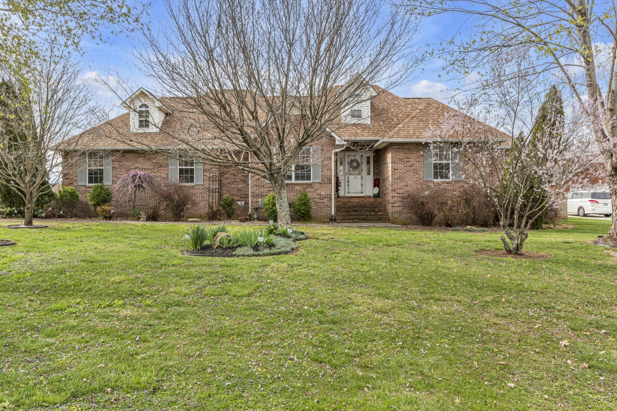 Property Photo: 137 Favre Cir TN 37398