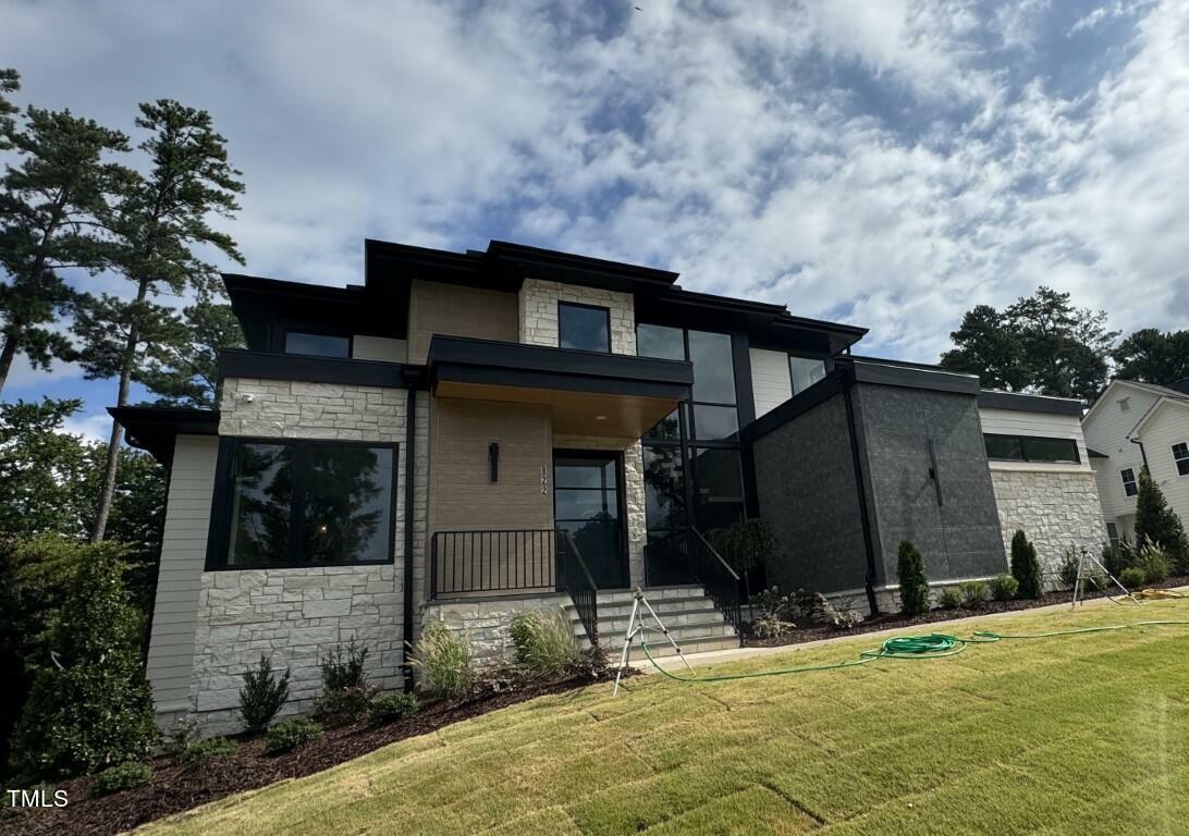 Property Photo: 822 Cranbrook Road NC 27609