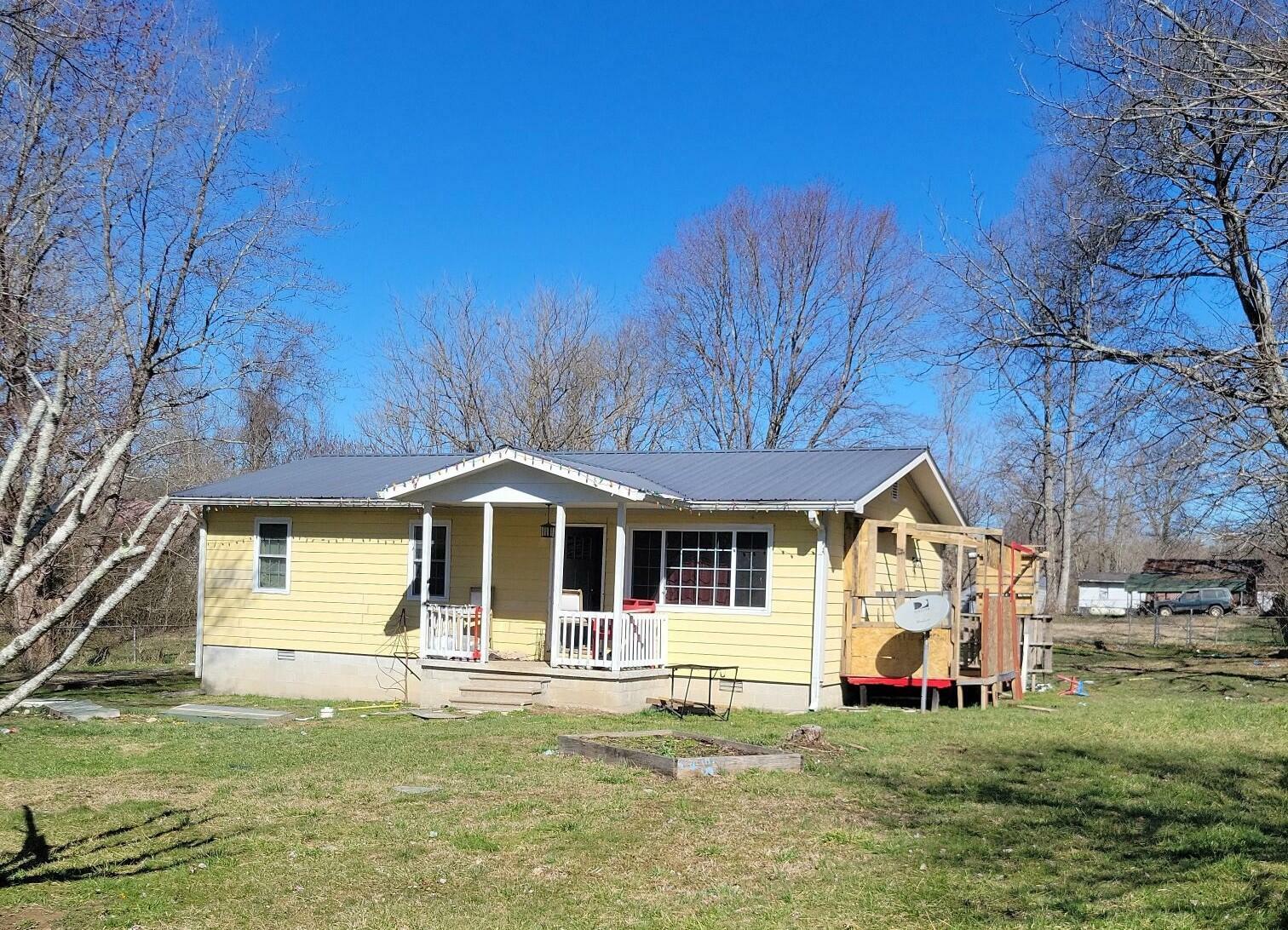 Property Photo:  56 E 58 E 1st Street  TN 37387 