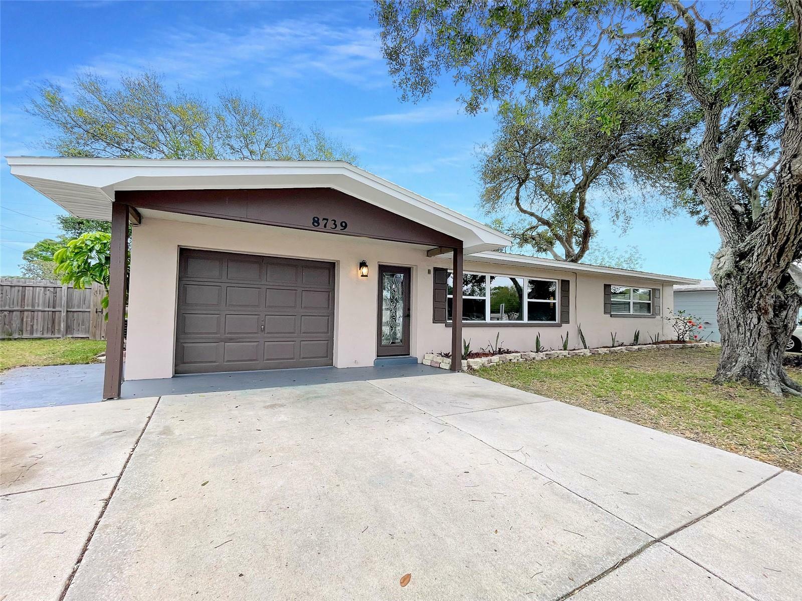 Property Photo:  8739 113th Street  FL 33772 