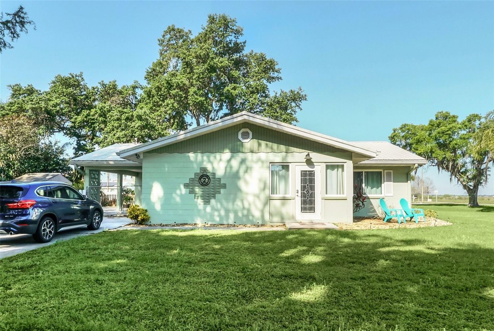 Property Photo: 2 Massachusetts Ave FL 34769