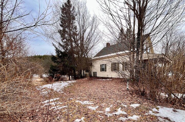 Property Photo:  17 Cilleyville Road  NH 03216 