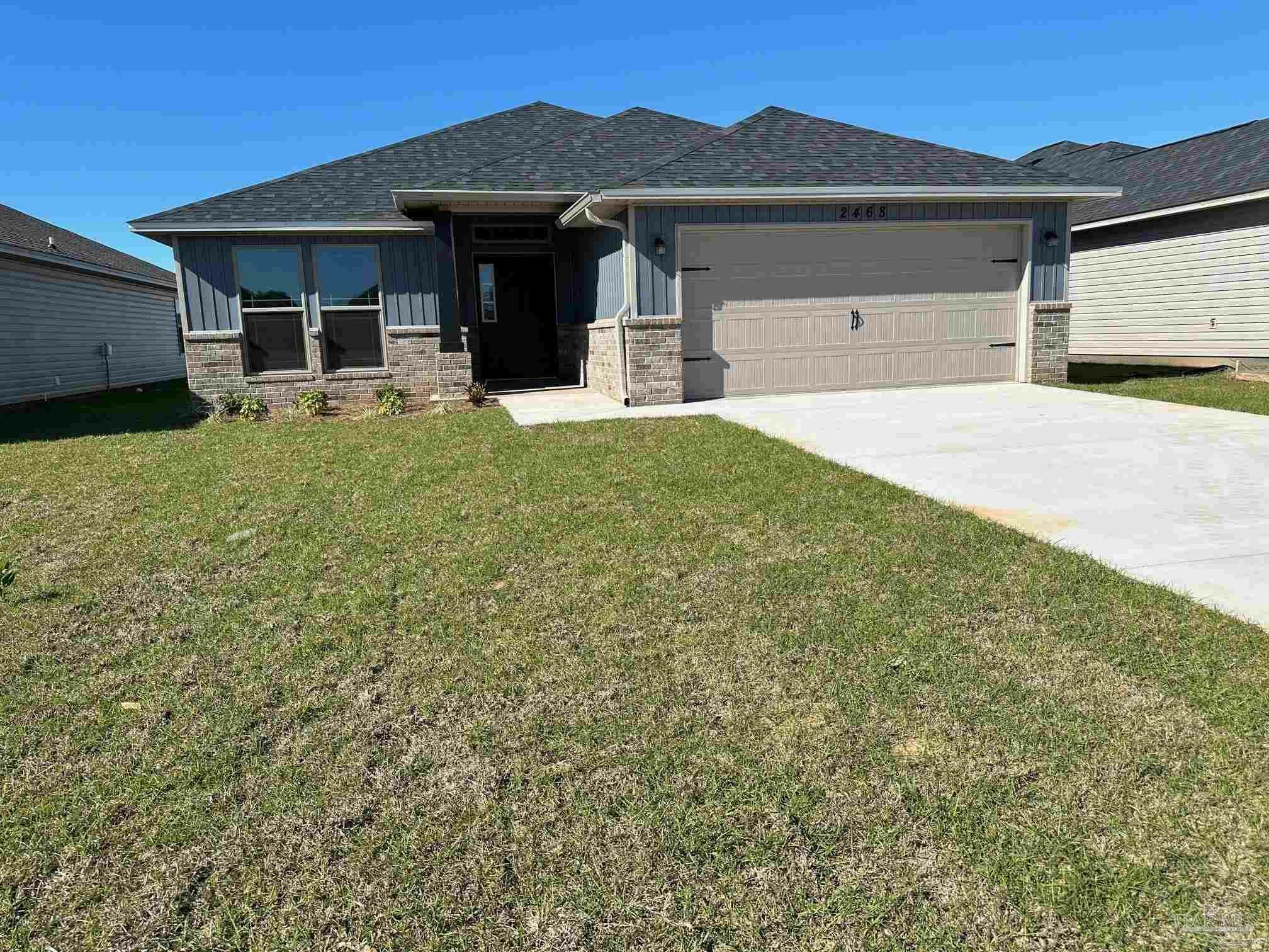 Property Photo: 2468 Privet Berry Dr FL 32563
