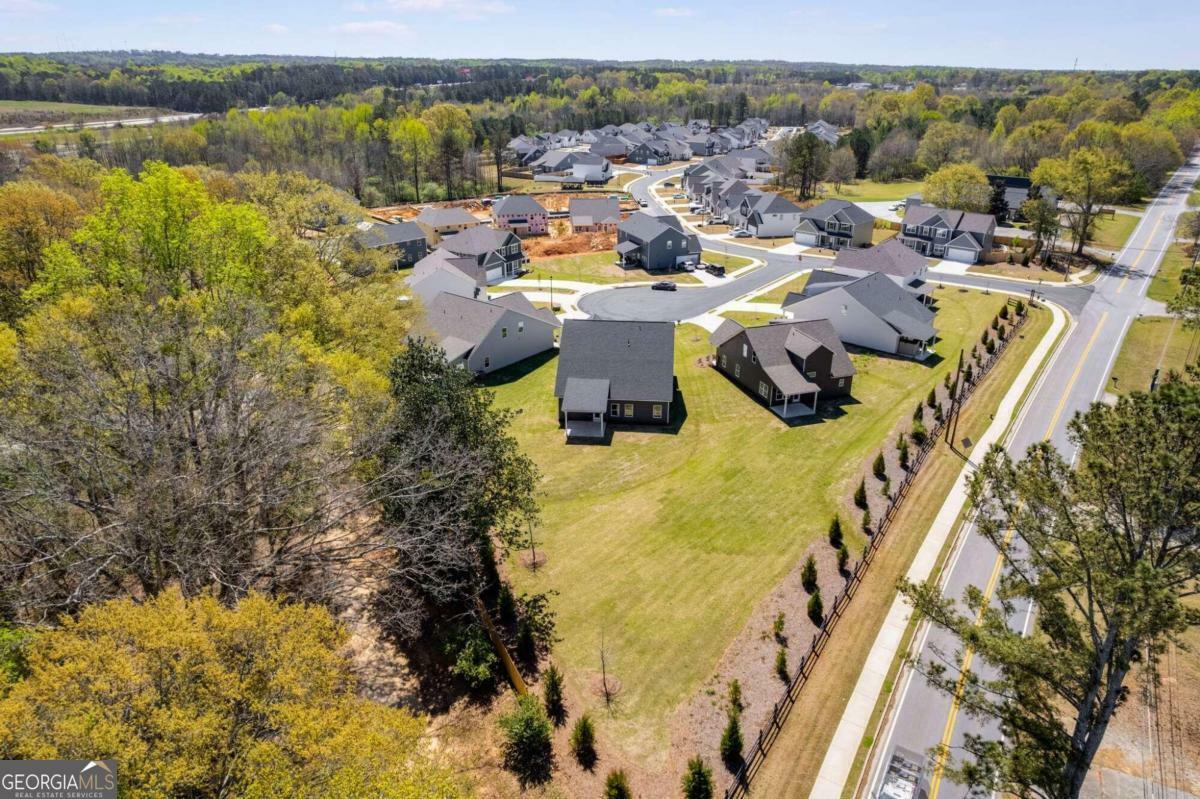 Property Photo: 106 Cedarcrest Drive GA 30117