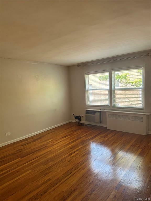 Property Photo:  6295 Broadway B 9  NY 10471 