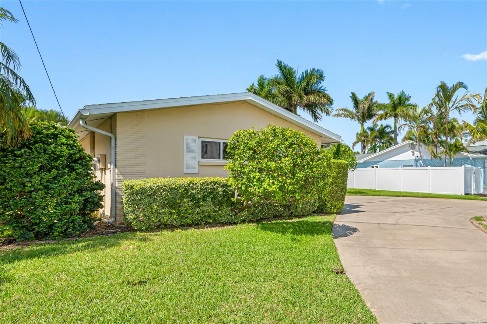 Property Photo:  11200 6th Street E  FL 33706 