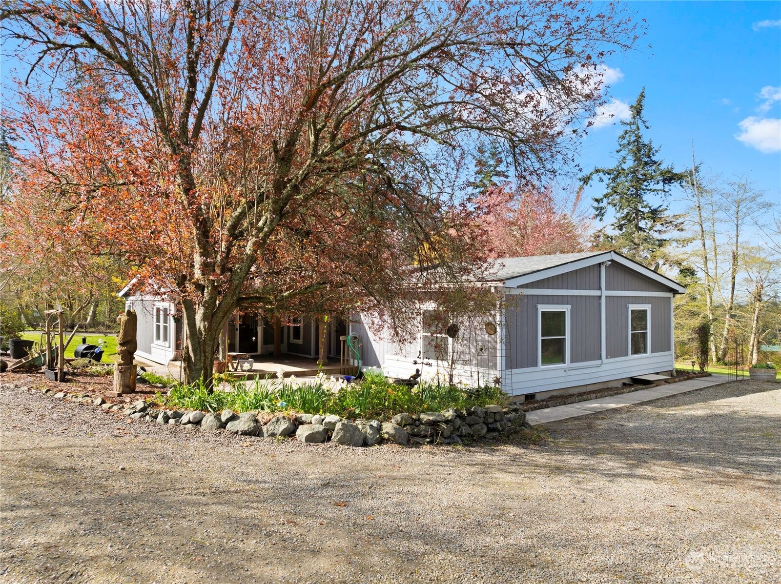 Property Photo:  965 E Crescent Harbor Road  WA 98277 