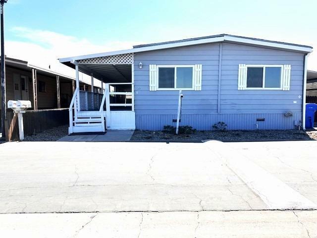 324 Magnolia-Sp33 Avenue  Lemoore CA 93245 photo