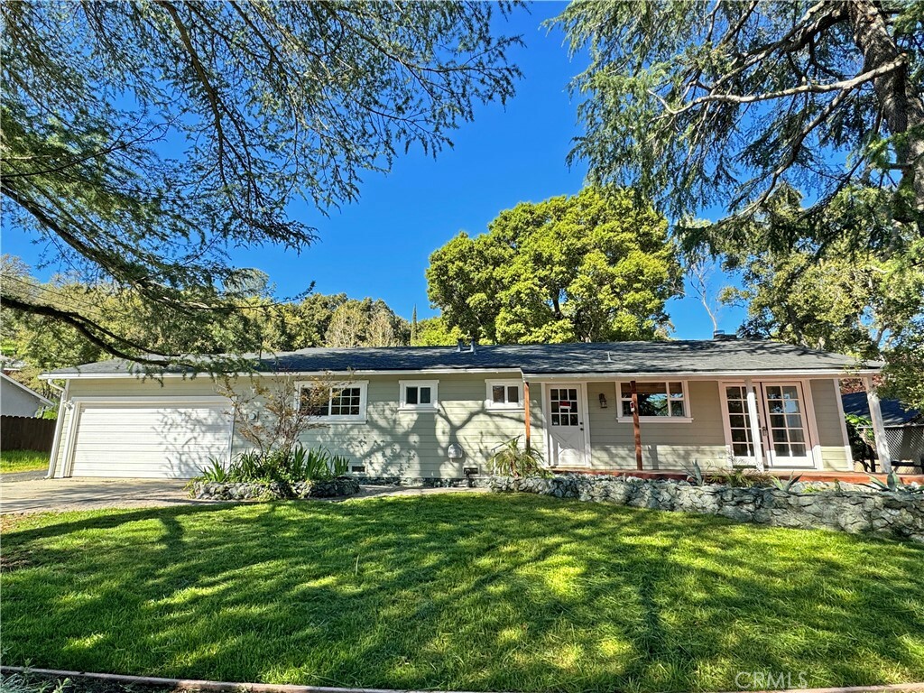 Property Photo:  8430 Carmelita Avenue  CA 93422 