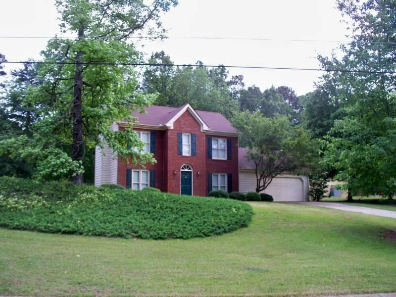 Property Photo:  2810 Lake Court  GA 30041 